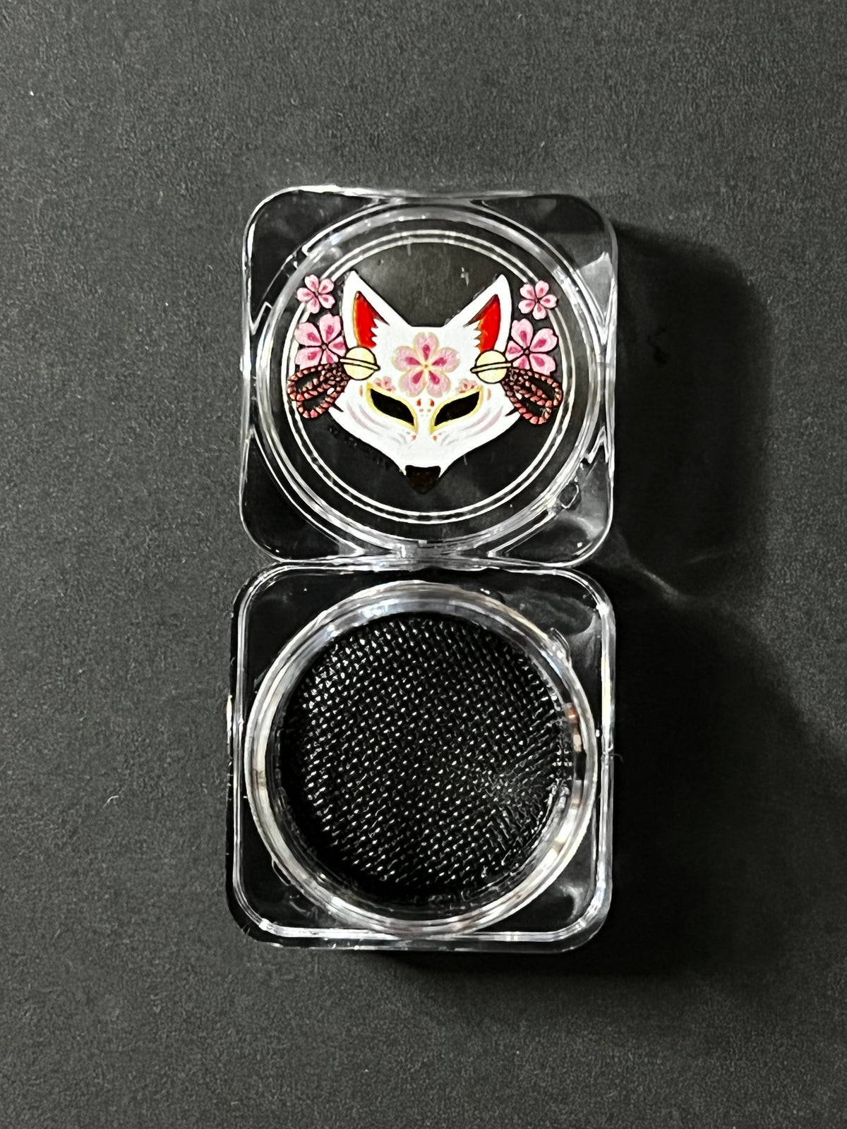 Raven Black Water-Activated Graphic Liner