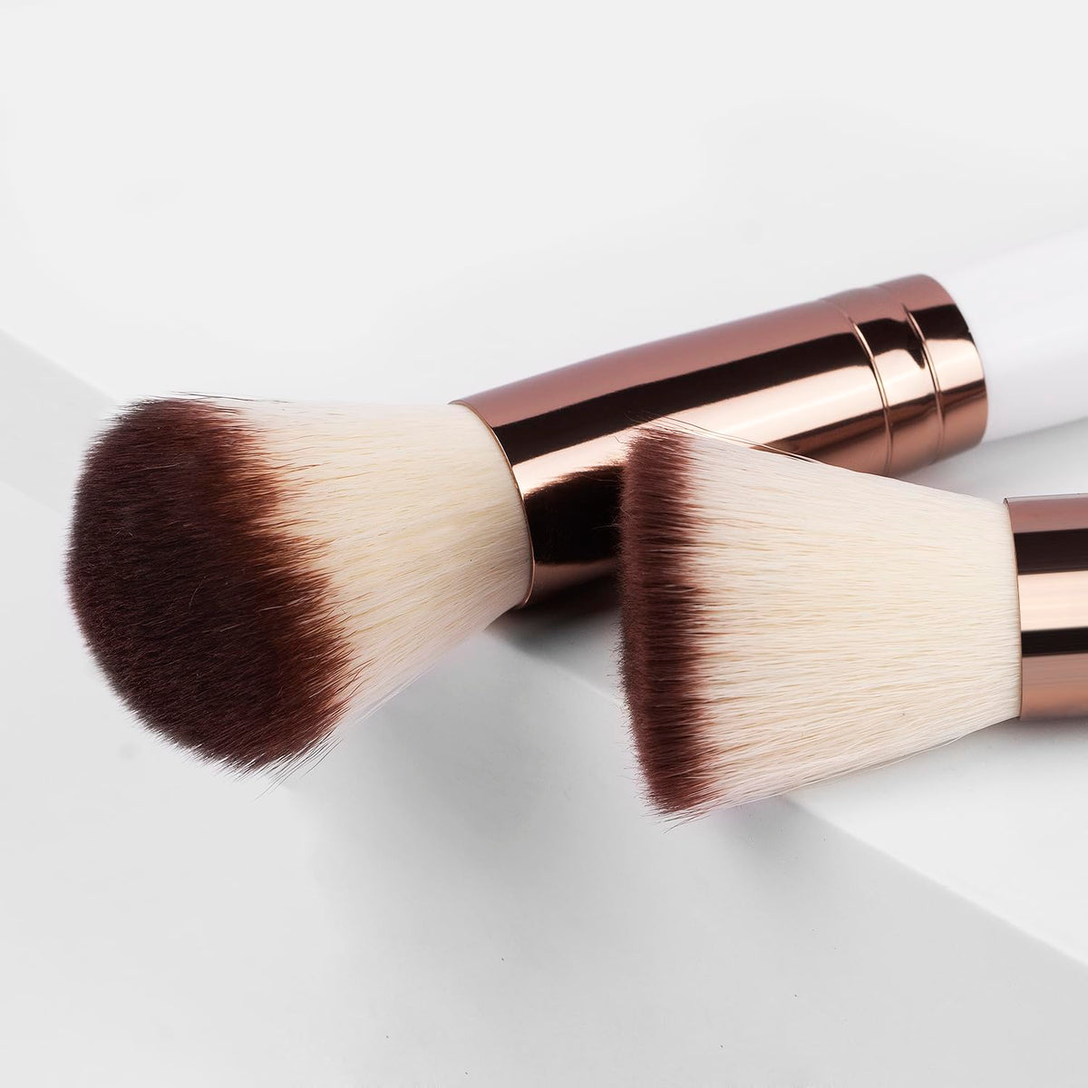 16-Piece Pink Makeup Brush Set