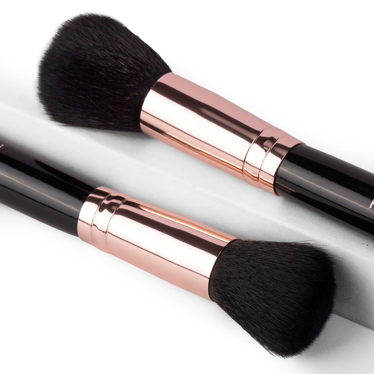 16-Piece Pink Makeup Brush Set