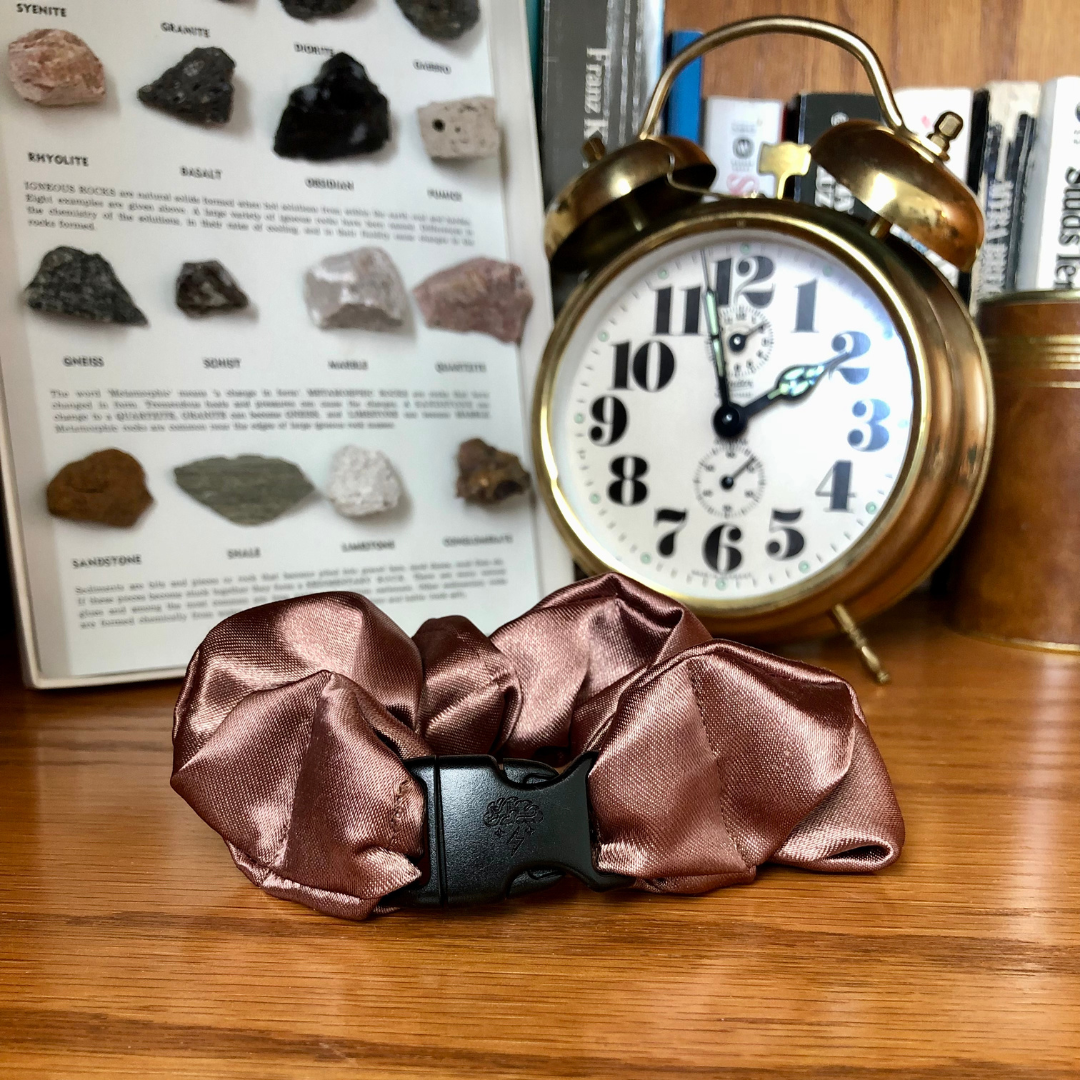 Neutral Buckle Scrunchie